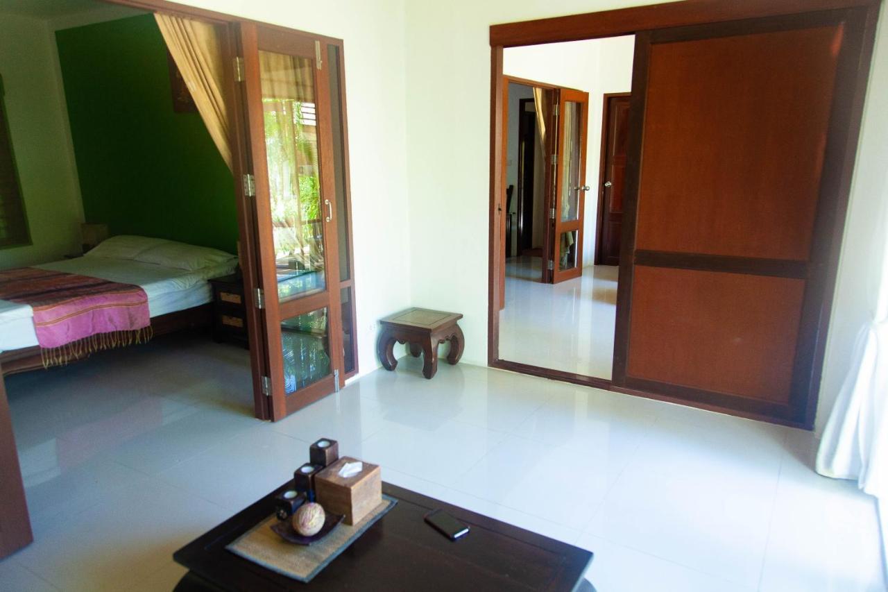 Easy Time Resort Laem Sai Beach Exterior photo