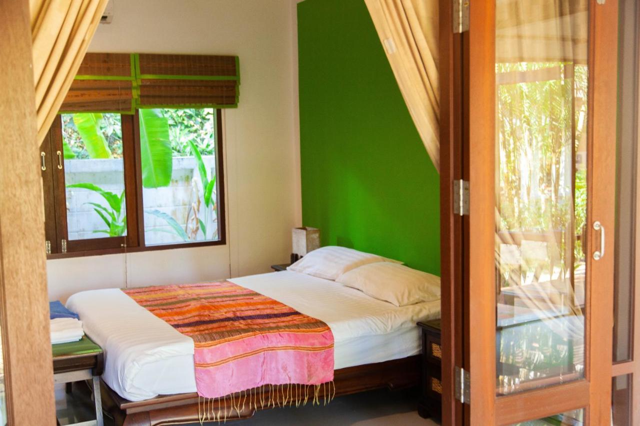 Easy Time Resort Laem Sai Beach Exterior photo